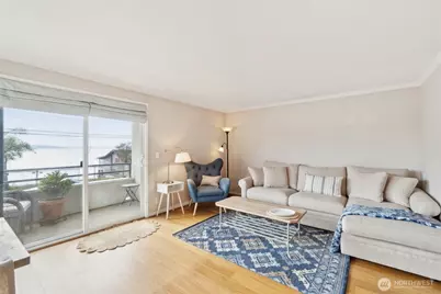 4222 Beach Drive SW #202, Seattle, WA 98116 - Photo 4