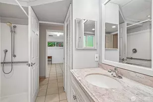 26301 SE 158th St, Issaquah, WA 98027 - Photo 22