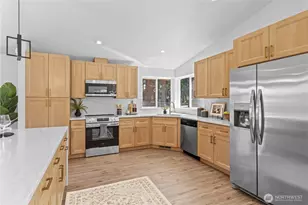10701 197th St E, Graham, WA 98338 - Photo 8