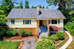 2113 Snyder Ave, Bremerton, WA 98312 - Photo 2