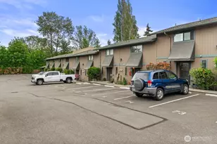 13702 37th Ave S, Tukwila, WA 98168 - Photo 2