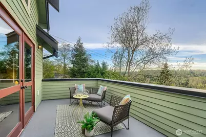 4586 22nd Avenue SW, Seattle, WA 98106 - Photo 24