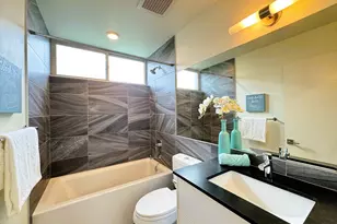 4114 Linden Ave N, Seattle, WA 98103 - Photo 16