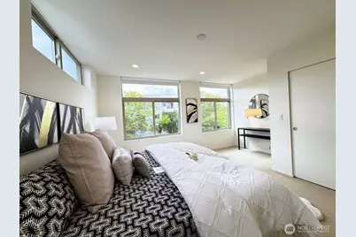 4114 Linden Avenue N #A, Seattle, WA 98103 - Photo 18