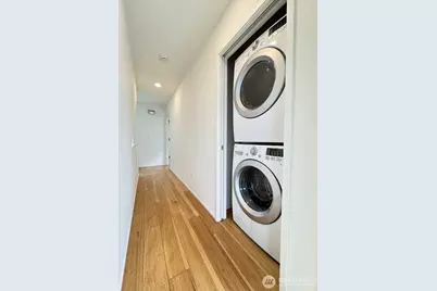 4114 Linden Avenue N #A, Seattle, WA 98103 - Photo 14