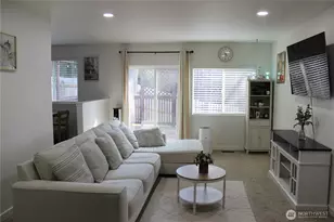 18817 SE 271st Pl, Covington, WA 98042 - Photo 2