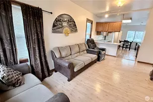 527 S Sullivan St, Seattle, WA 98108 - Photo 2