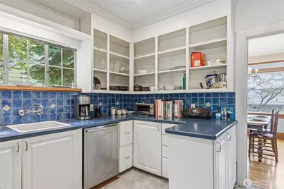 3002 NE 57th Street, Seattle, WA 98105 - Photo 22