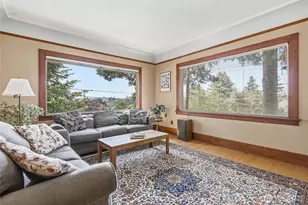 3002 NE 57th St, Seattle, WA 98105 - Photo 8