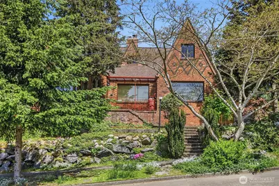 3002 NE 57th Street, Seattle, WA 98105 - Photo 2