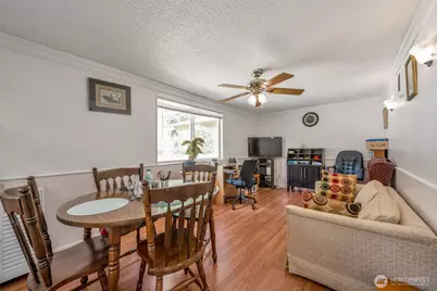 15404 SE 304th Place, Kent, WA 98042 - Photo 14