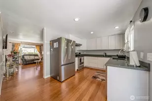 15404 SE 304th Pl, Kent, WA 98042 - Photo 8