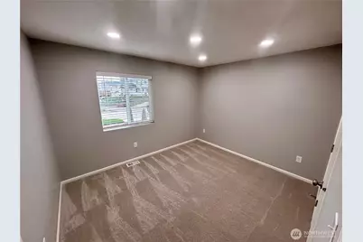 8325 39th Street NE, Marysville, WA 98270 - Photo 28