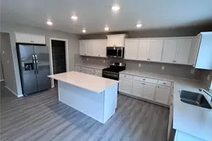 8325 39th Street NE, Marysville, WA 98270 - Photo 8