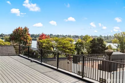 6709 Aurora Avenue, Seattle, WA 98103 - Photo 14