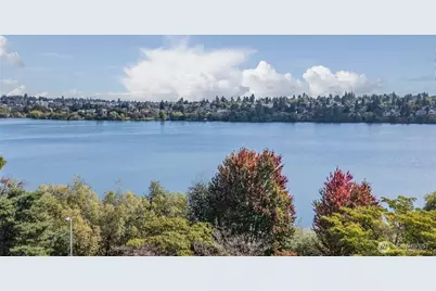 6709 Aurora Avenue, Seattle, WA 98103 - Photo 2