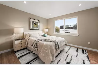 6709 Aurora Avenue, Seattle, WA 98103 - Photo 10
