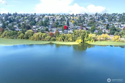 6709 Aurora Avenue, Seattle, WA 98103 - Photo 1