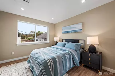 6709 Aurora Avenue, Seattle, WA 98103 - Photo 12