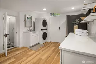 1105 Shenandoah Dr E, Seattle, WA 98112 - Photo 24