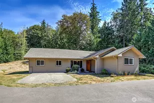 4655 NE Thunder Ln, Poulsbo, WA 98370 - Photo 1