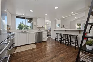 23707 Meridian Pl W, Bothell, WA 98021 - Photo 14
