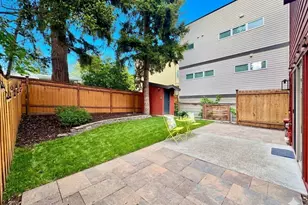 2138 N 113th St, Seattle, WA 98133 - Photo 30