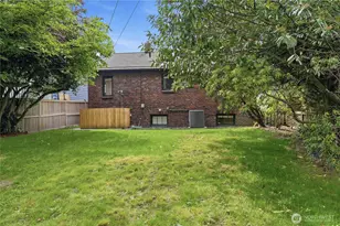 7550 21st Ave NE, Seattle, WA 98115 - Photo 28