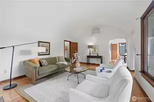 7550 21st Ave NE, Seattle, WA 98115 - Photo 8