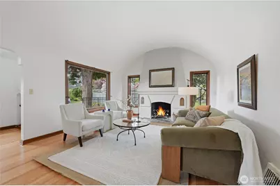 7550 21st Avenue NE, Seattle, WA 98115 - Photo 6