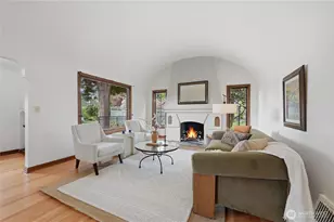 7550 21st Ave NE, Seattle, WA 98115 - Photo 6