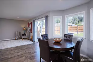 519 SE Mockingbird Dr, College Place, WA 99324 - Photo 16