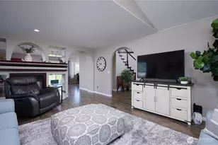 519 SE Mockingbird Dr, College Place, WA 99324 - Photo 6