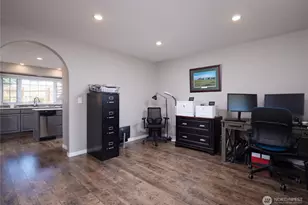 519 SE Mockingbird Dr, College Place, WA 99324 - Photo 18