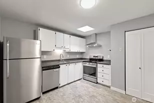 4308 NE Sunset Blvd, Renton, WA 98059 - Photo 4