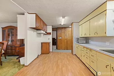 5615 Maltby Road, Woodinville, WA 98072 - Photo 12