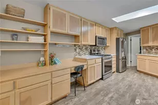 18506 SE 294th St, Kent, WA 98042 - Photo 6