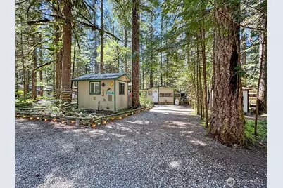107 3 Sunset Circle, Deming, WA 98244 - Photo 2