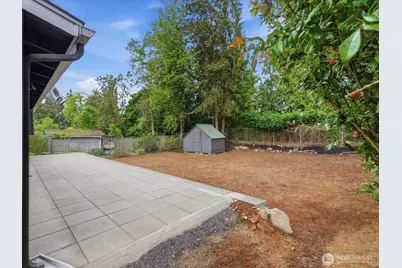23208 54th Ave W, Mountlake Terrace, WA 98043 - Photo 32