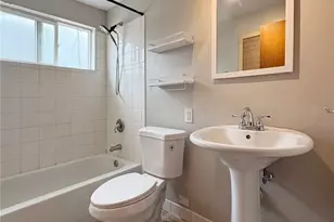 1409 NW 65th St, Seattle, WA 98117 - Photo 12