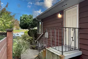 1409 NW 65th St, Seattle, WA 98117 - Photo 2