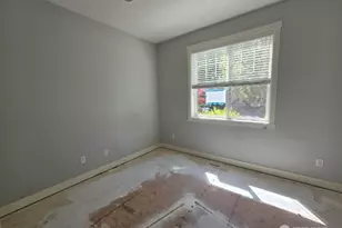 8011 134th St Ct E, Puyallup, WA 98373 - Photo 2