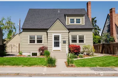 1020 Columbine Street, Wenatchee, WA 98801 - Photo 2