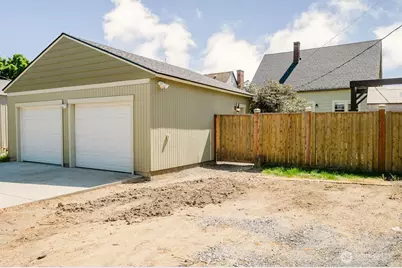 1020 Columbine Street, Wenatchee, WA 98801 - Photo 32