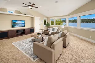 2033 E Lake Sammamish Pkwy NE, Sammamish, WA 98074 - Photo 22