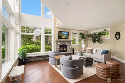 2033 E Lake Sammamish Parkway NE, Sammamish, WA 98074 - Photo 4