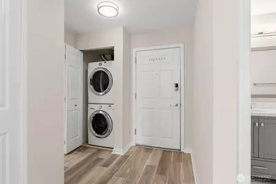2530 Fifteenth Avenue W #410, Seattle, WA 98119 - Photo 18