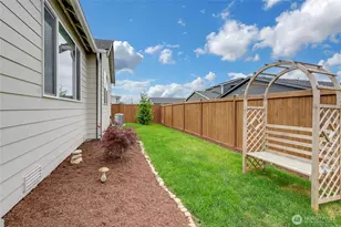 19911 138th Ave E, Graham, WA 98338 - Photo 14