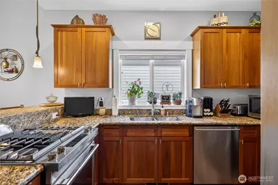 1618 28th Street, Anacortes, WA 98221 - Photo 12