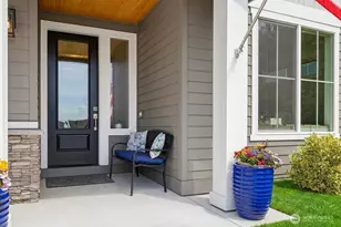 18599 Sawgrass Dr NE, Poulsbo, WA 98370 - Photo 2